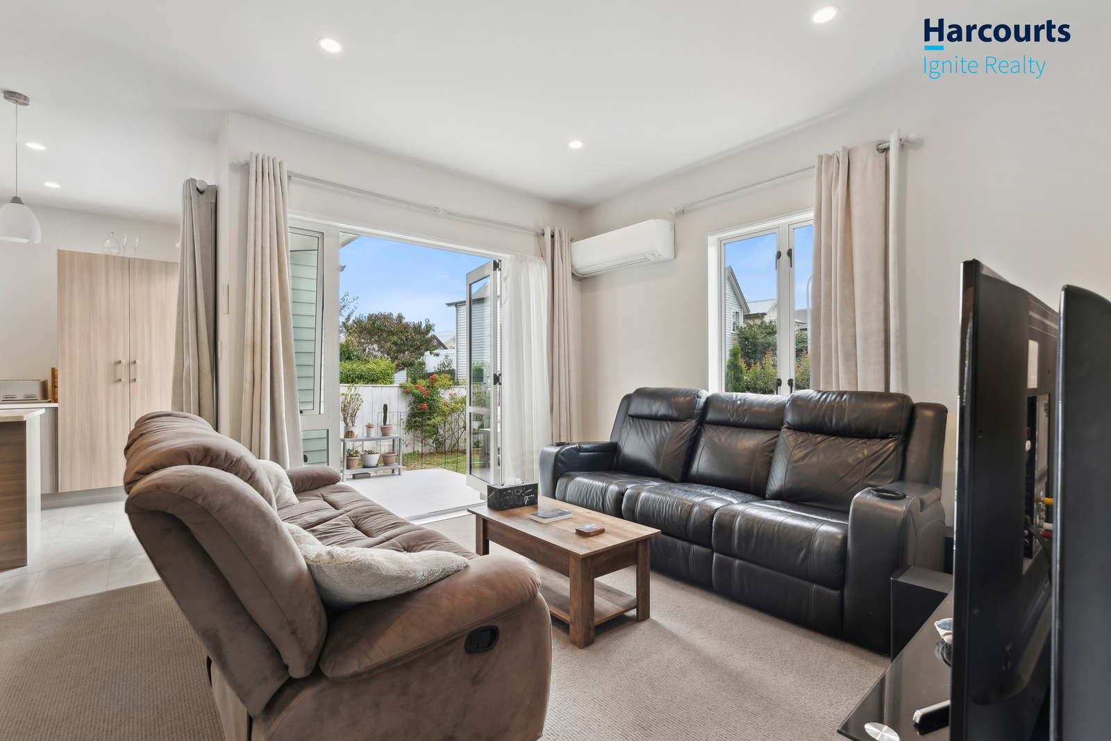 11 Stitchbird Crescent, Papakura, Papakura, 5 rūma, 3 rūma horoi, House
