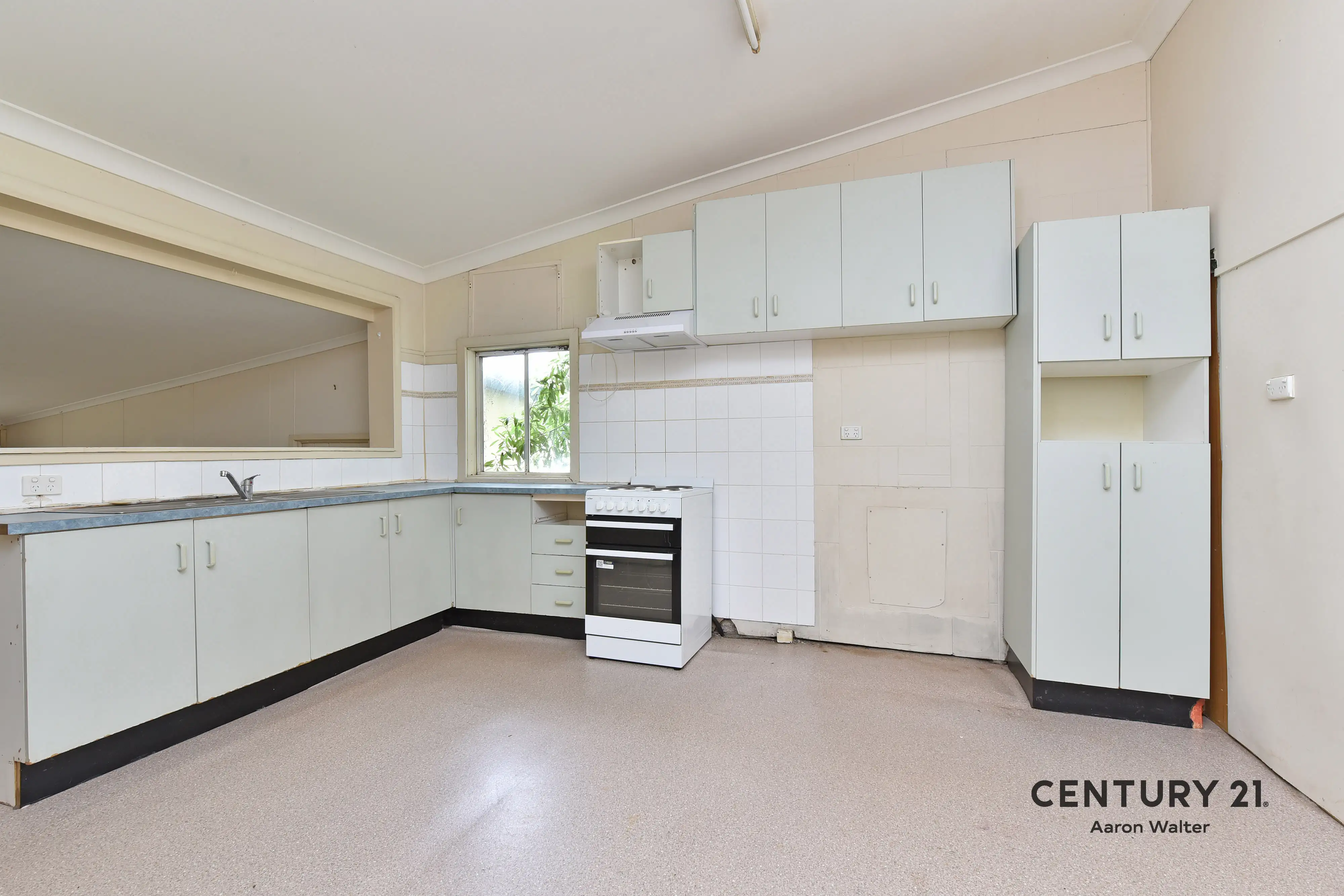 POST OFFICE STORE 18 GEORGE ST, Holmesville, Newcastle, 0 Kuwarto, 0 Banyo, House