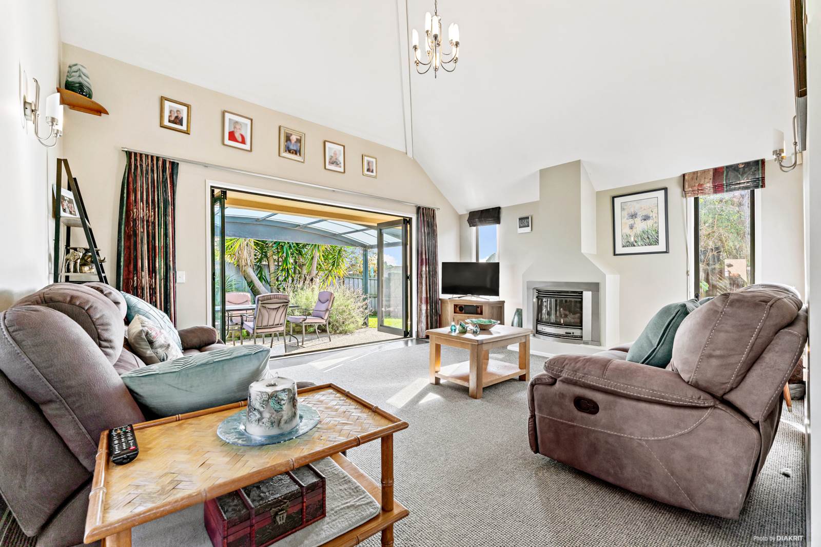 13 Lothian Brae, Wattle Downs, Manukau City, 4房, 2浴