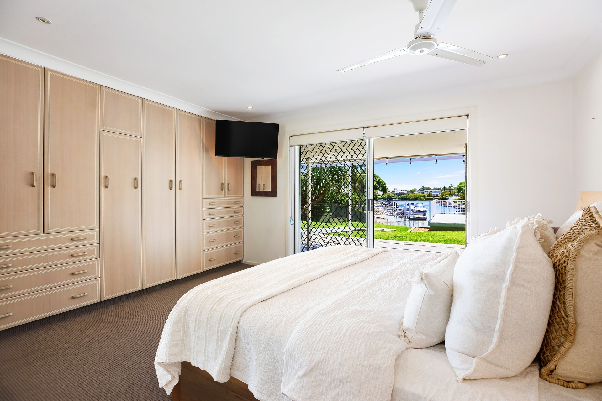 40 CYPRESS DR, Broadbeach Waters, Gold Coast, 0 habitaciones, 0 baños, House