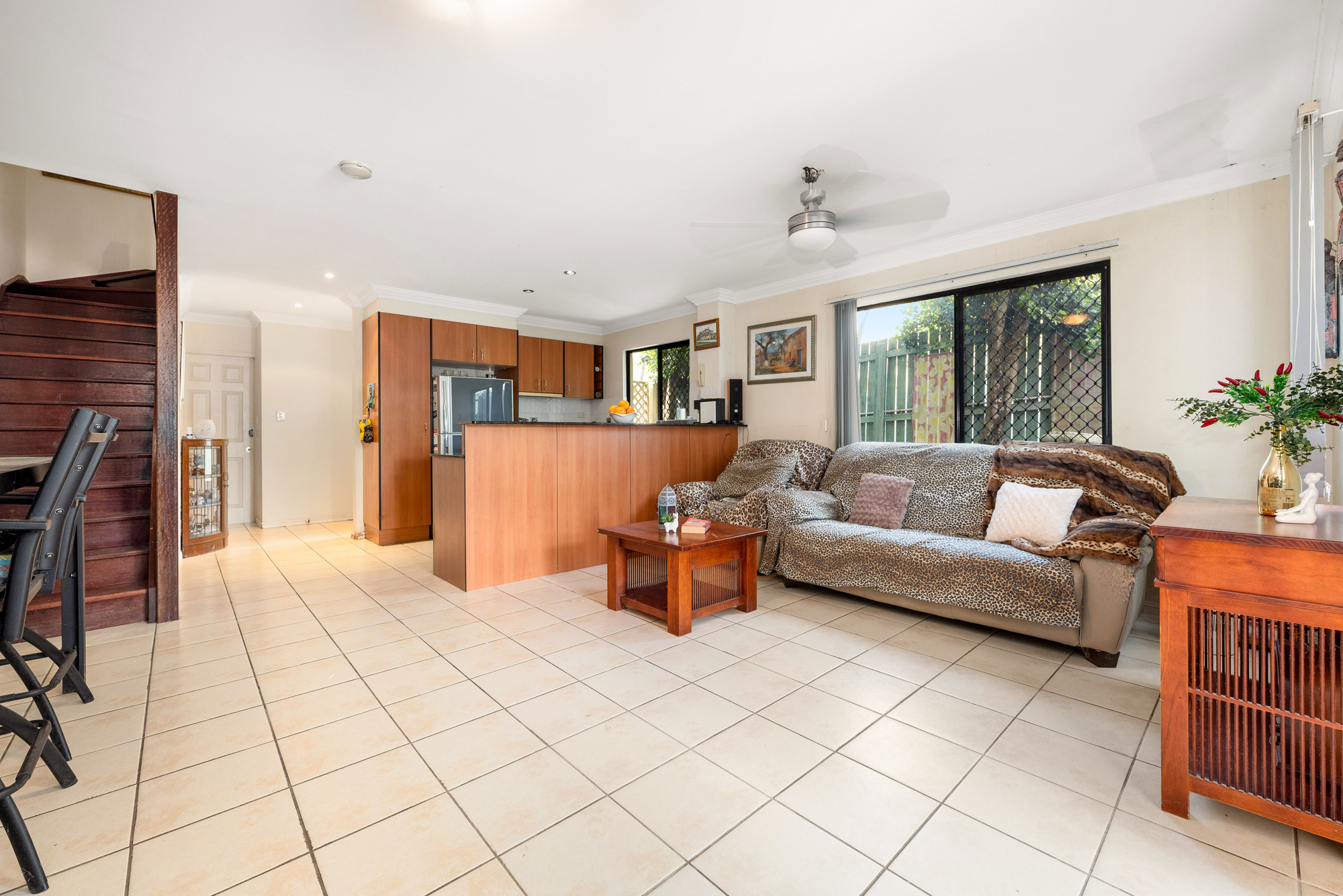UNIT 2 108 RICHMOND RD, Morningside, Brisbane - Eastern Region, 0 chambres, 0 salles de bain, Townhouse