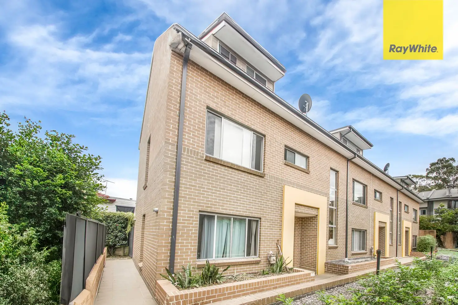UNIT 5 320-322 CHISHOLM RD, Auburn, Parramatta (Northwest suburbs), 0 ห้องนอน, 0 ห้องน้ำ, Townhouse
