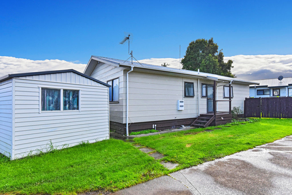 2/98 Shifnal Drive, Randwick Park