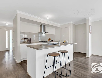 32 YELLOW ROBIN CCT, CRANBOURNE EAST VIC 3977, 0 ห้องนอน, 0 ห้องน้ำ, House