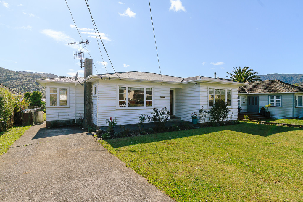 17 Bledisloe Crescent, Wainuiomata