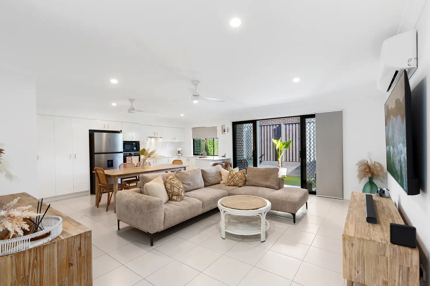 9 BORDER DR NORTH, Currumbin Waters, Gold Coast, 0房, 0浴, Townhouse