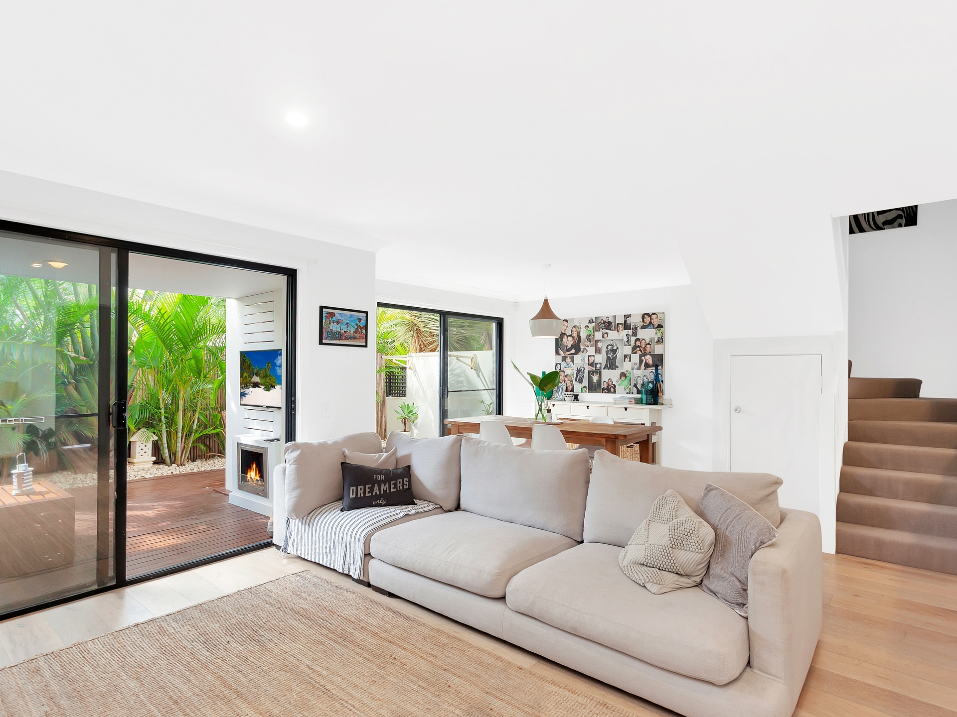 CHAMONIX 2214 GOLD COAST HWY, Mermaid Waters, Gold Coast, 0房, 0浴, Townhouse