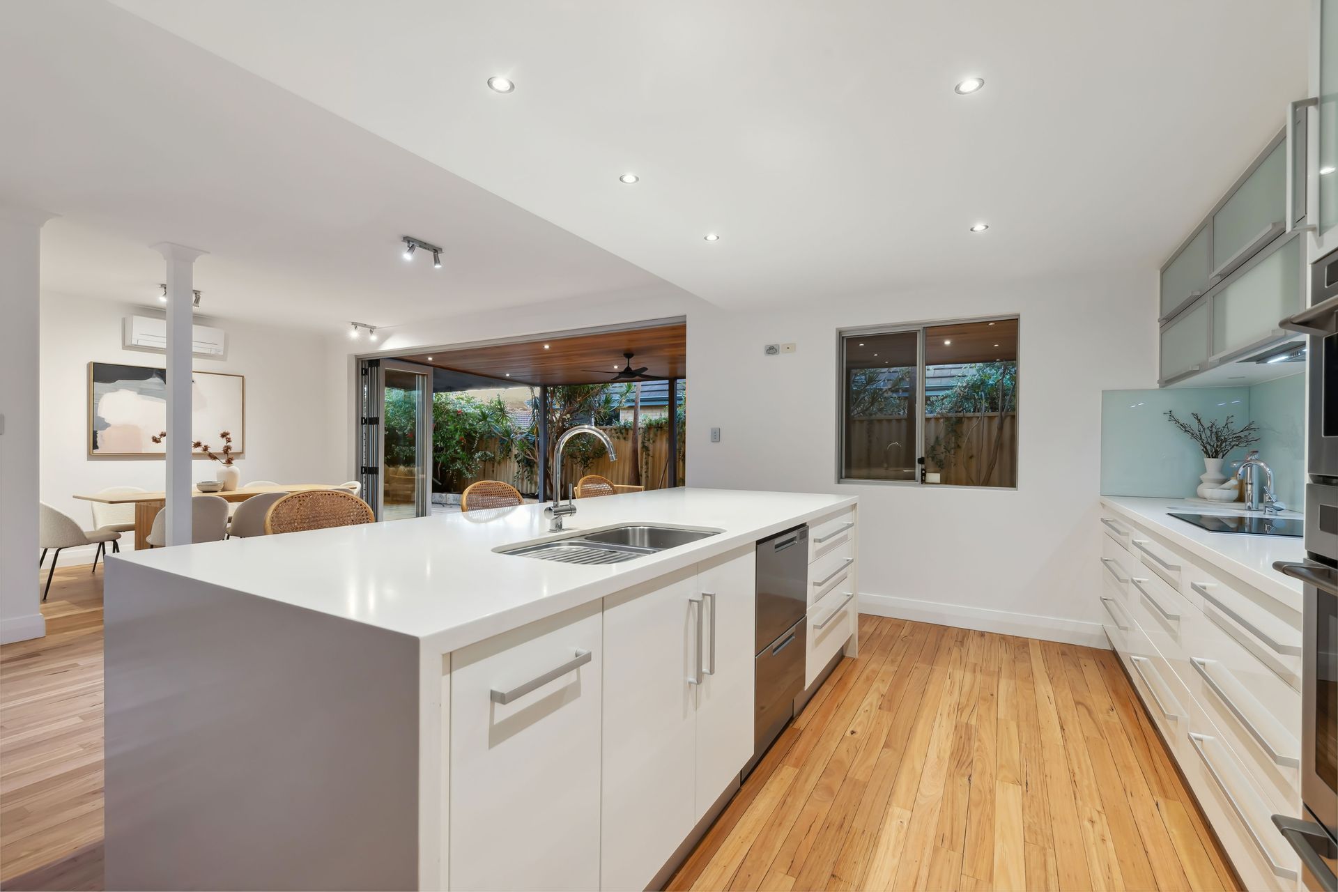 Unit 6/15 MACLEOD ROAD, APPLECROSS, 0 ਕਮਰੇ, 0 ਬਾਥਰੂਮ, Townhouse