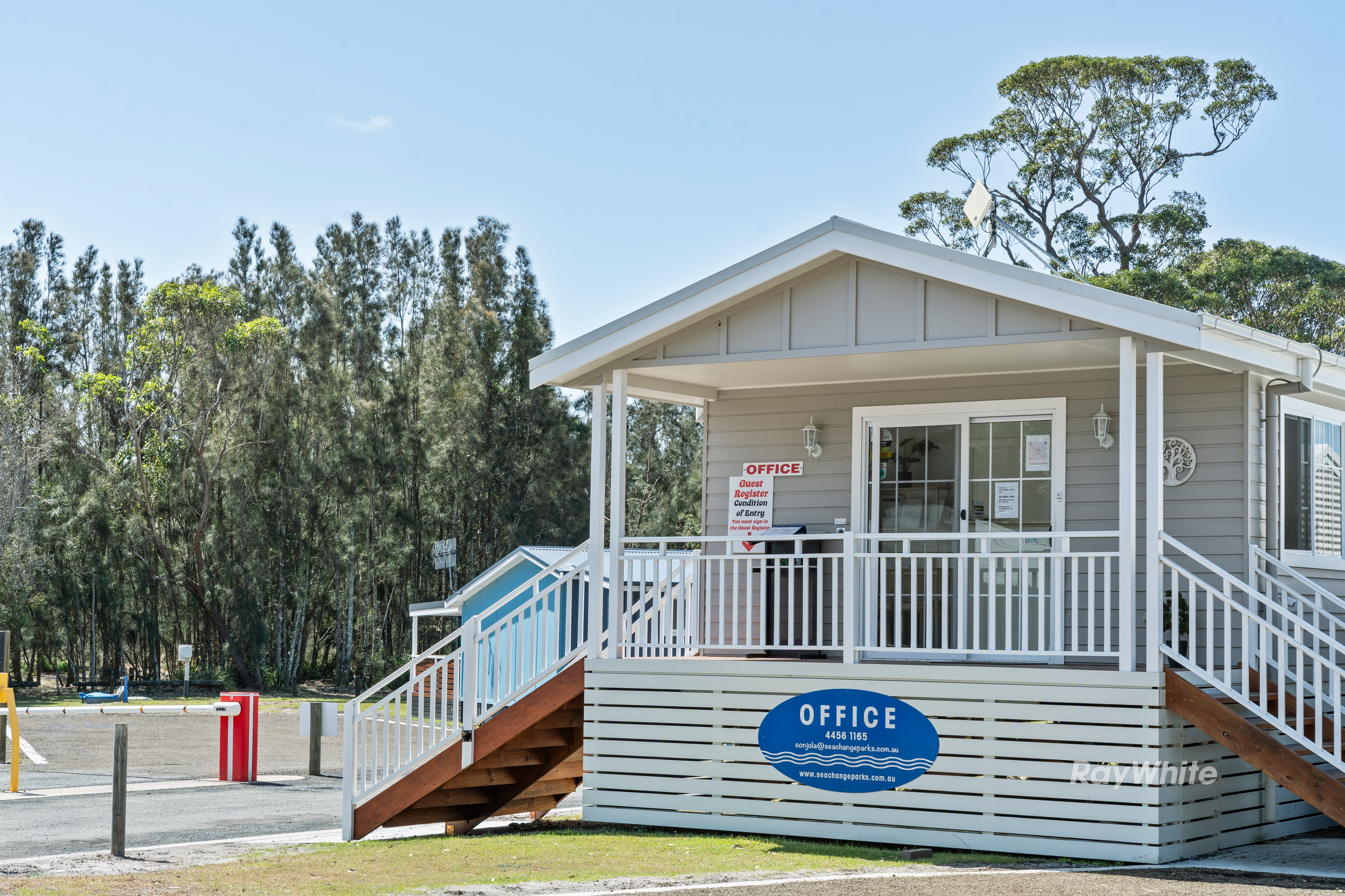ISLAND VIEW CARAVAN PARK & HOLIDAY COTTAGES 2 ANEY ST, Lake Conjola, South Coast, 0房, 0浴, House