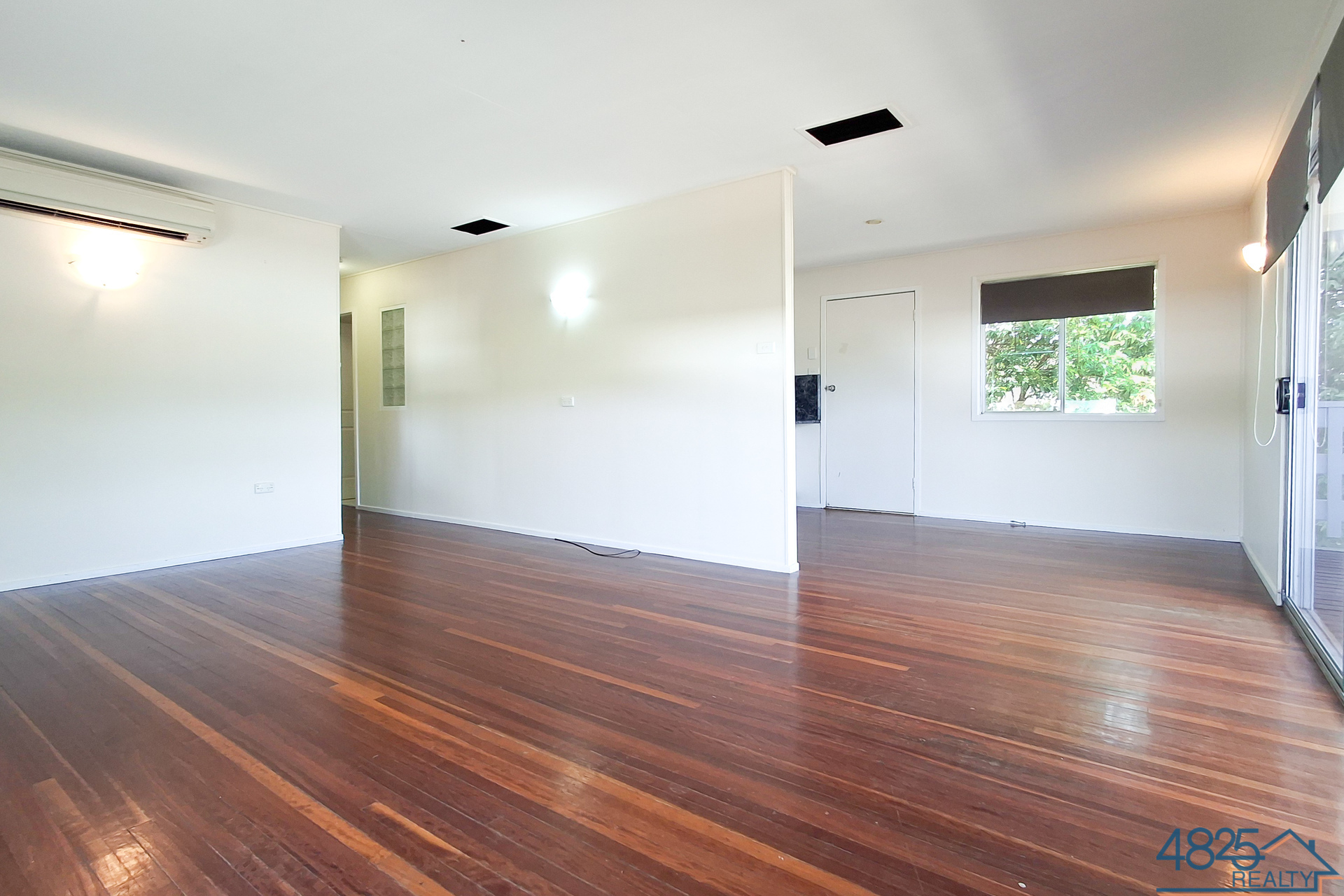 14 FALCON ST, Townview, North West, 0部屋, 0バスルーム, House