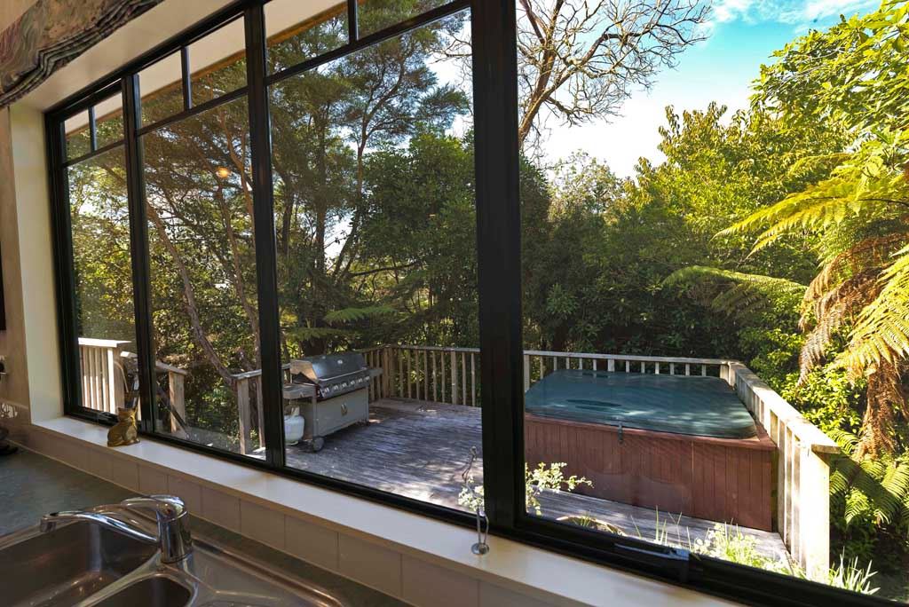57b Nui Mana Place, Te Atatu South, Waitakere City, 4 कमरे, 0 बाथरूम