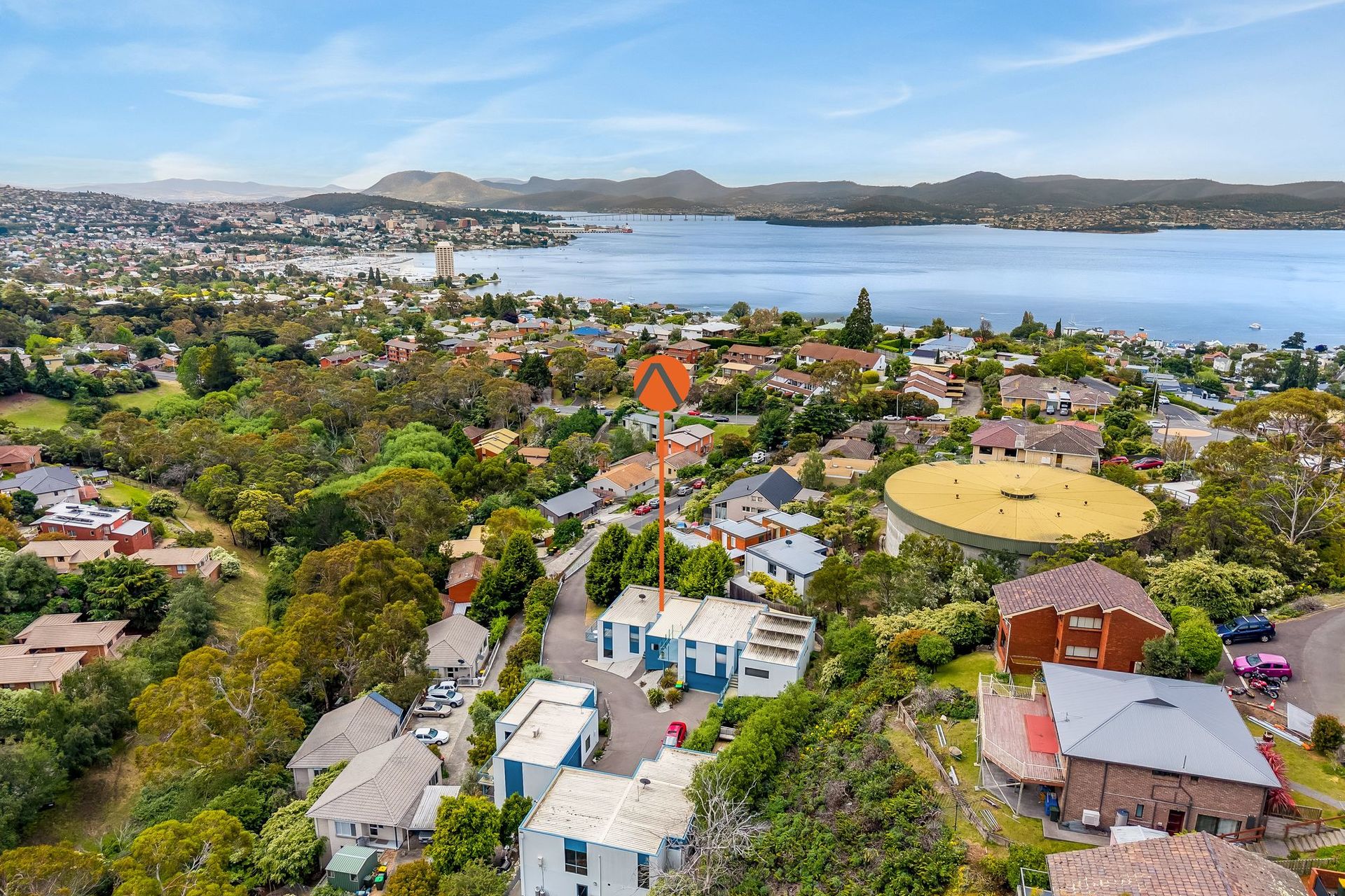 14 DALKEITH CT, Sandy Bay, Hobart, 0 कमरे, 0 बाथरूम, Townhouse