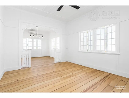 5 CAIRNS ST, THE RANGE QLD 4700, 0 chambres, 0 salles de bain, House