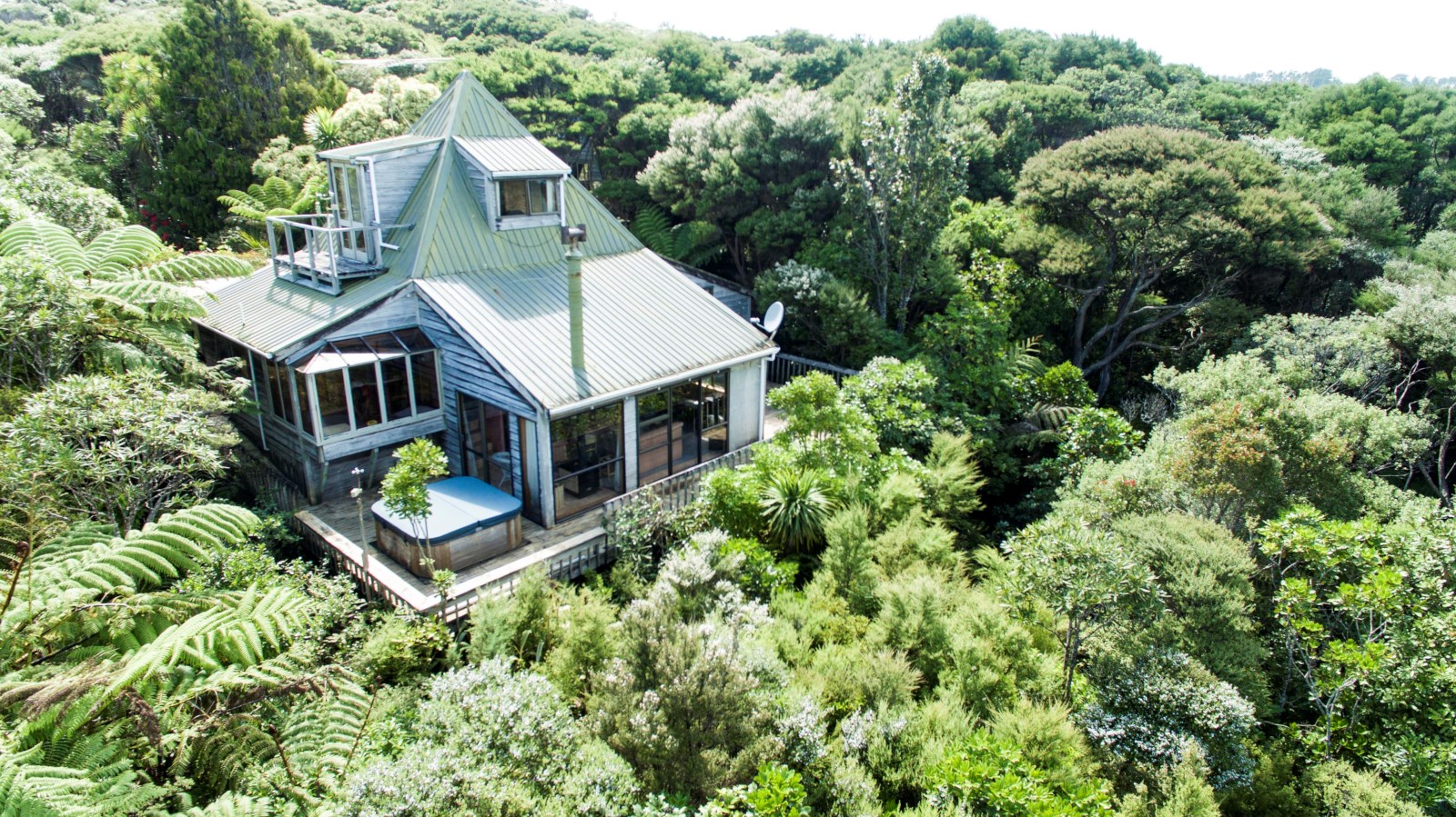 20 La Trobe Track, Karekare, Waitakere City, 3 Bedrooms, 0 Bathrooms