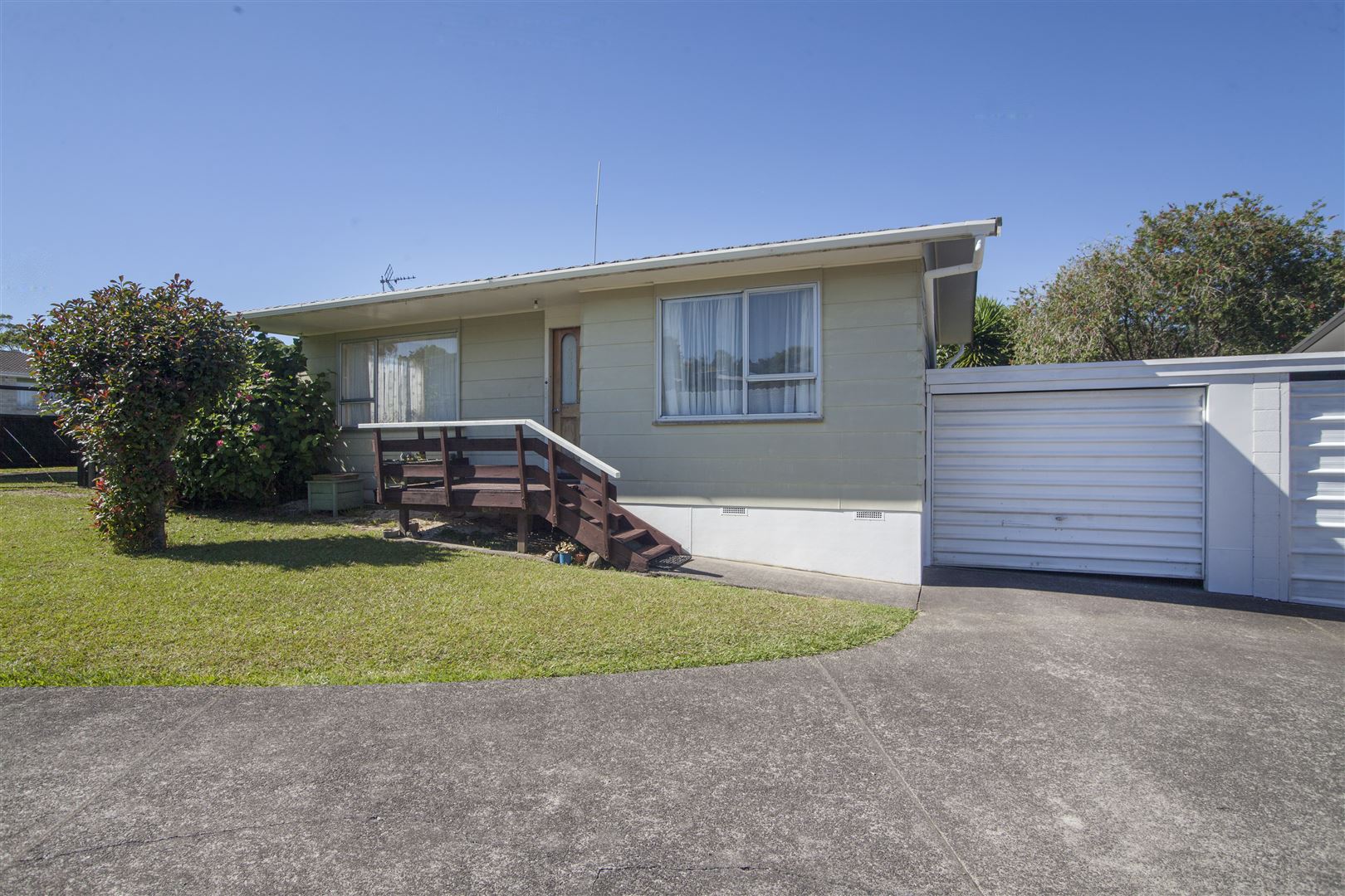 1/4 Clyma Place, Massey, Waitakere City, 2部屋, 1バスルーム
