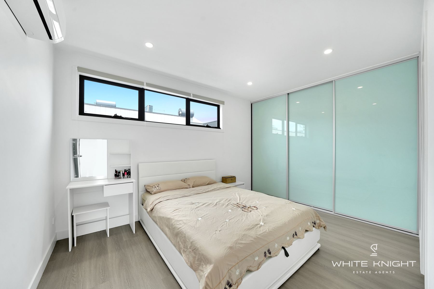 UNIT 2 12 GEORGE ST, Sunshine, Western Melbourne, 0 rūma, 0 rūma horoi, Townhouse