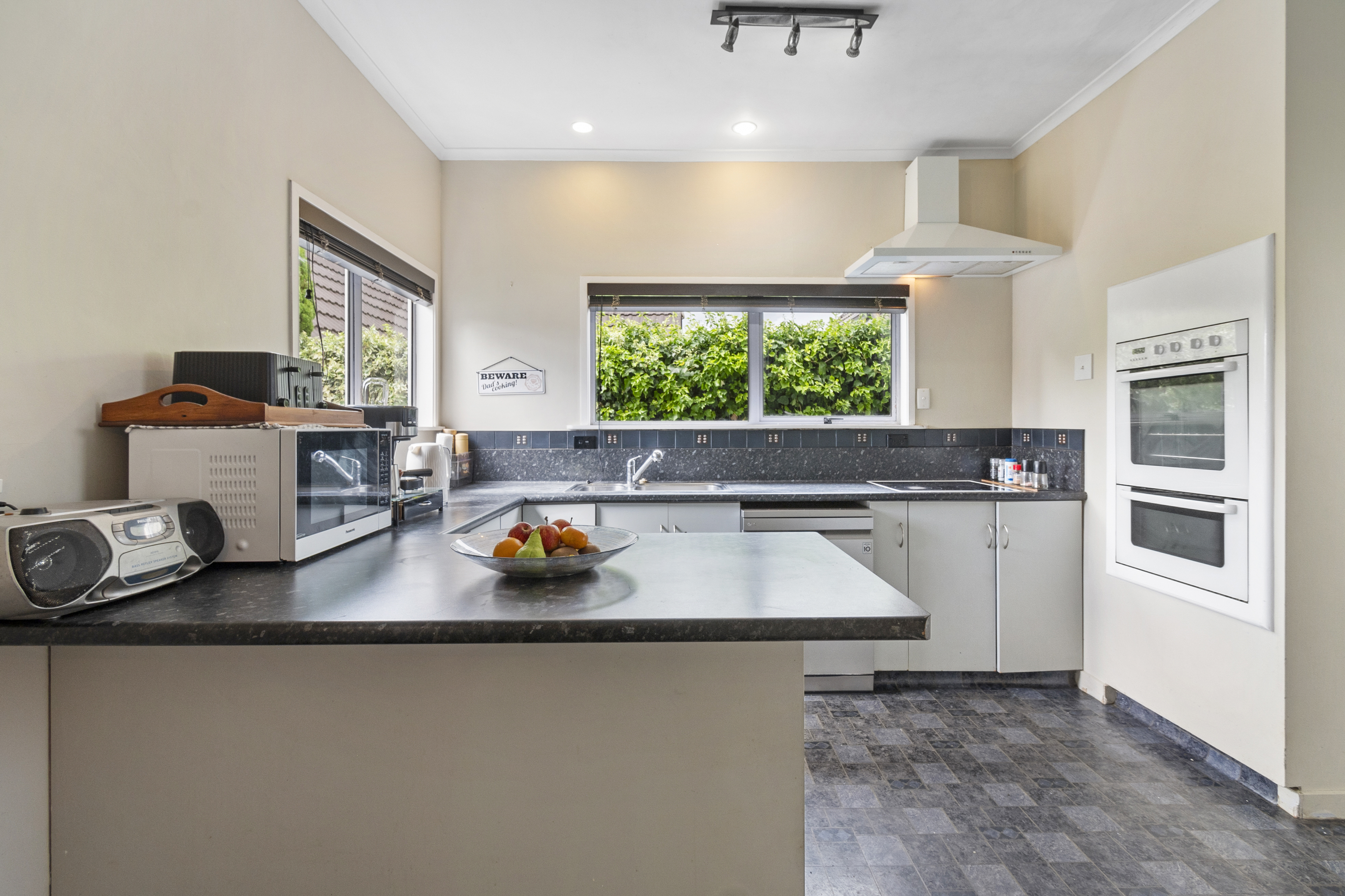 213 Milson Line, Milson, Palmerston North City, 4 phòng ngủ, 2 phòng tắm, House