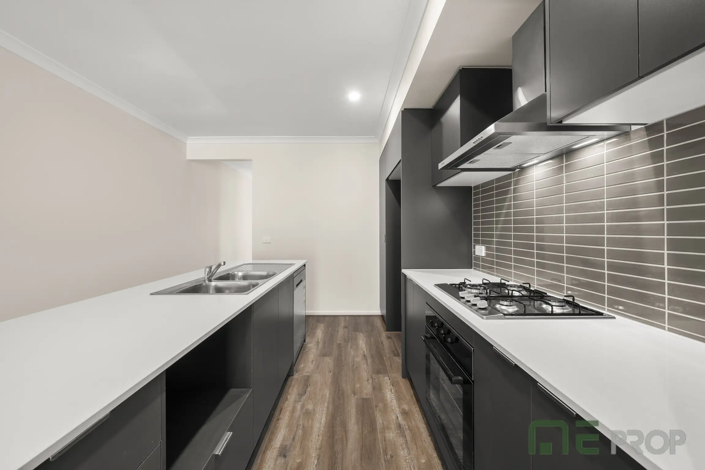 14 WOROPE ST, Wyndham Vale, South West Melbourne, 0房, 0浴, House