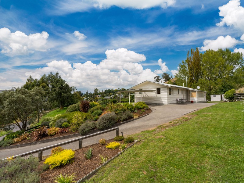39 Ruru Road, Taihape and Surrounds, Rangitikei, 4 Bedrooms, 1 Bathrooms