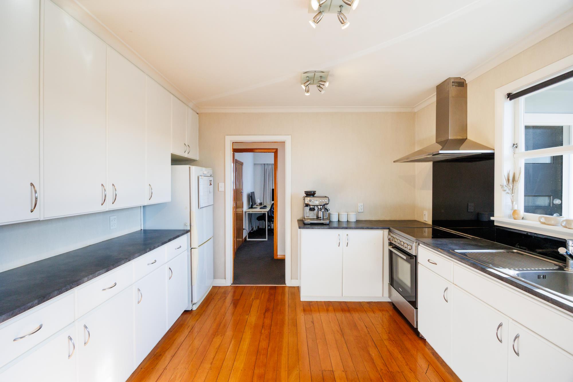 7 Liverpool Street, Takaro, Palmerston North City, 3 Bedrooms, 0 Bathrooms, House