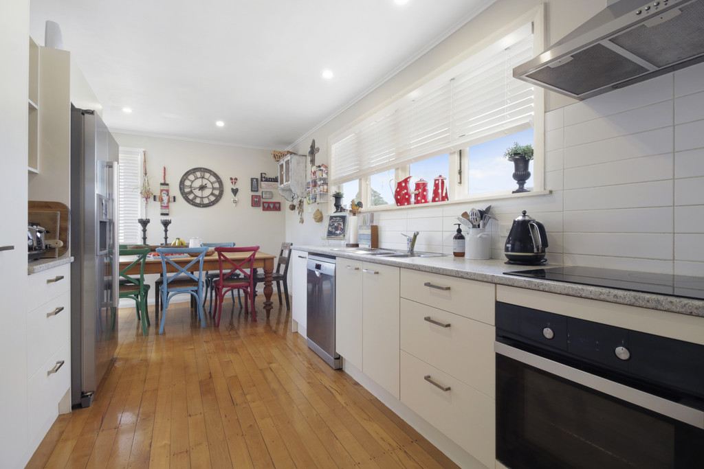 13 Torrington Crescent, Glen Innes, Auckland City, 4房, 1浴