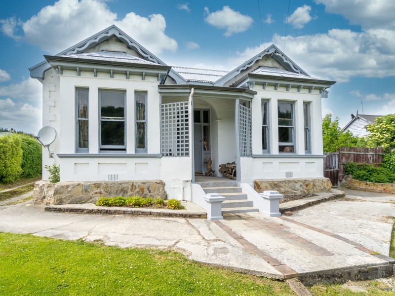 32 Irvine Street, Lawrence, Clutha, 4 Bedrooms, 1 Bathrooms