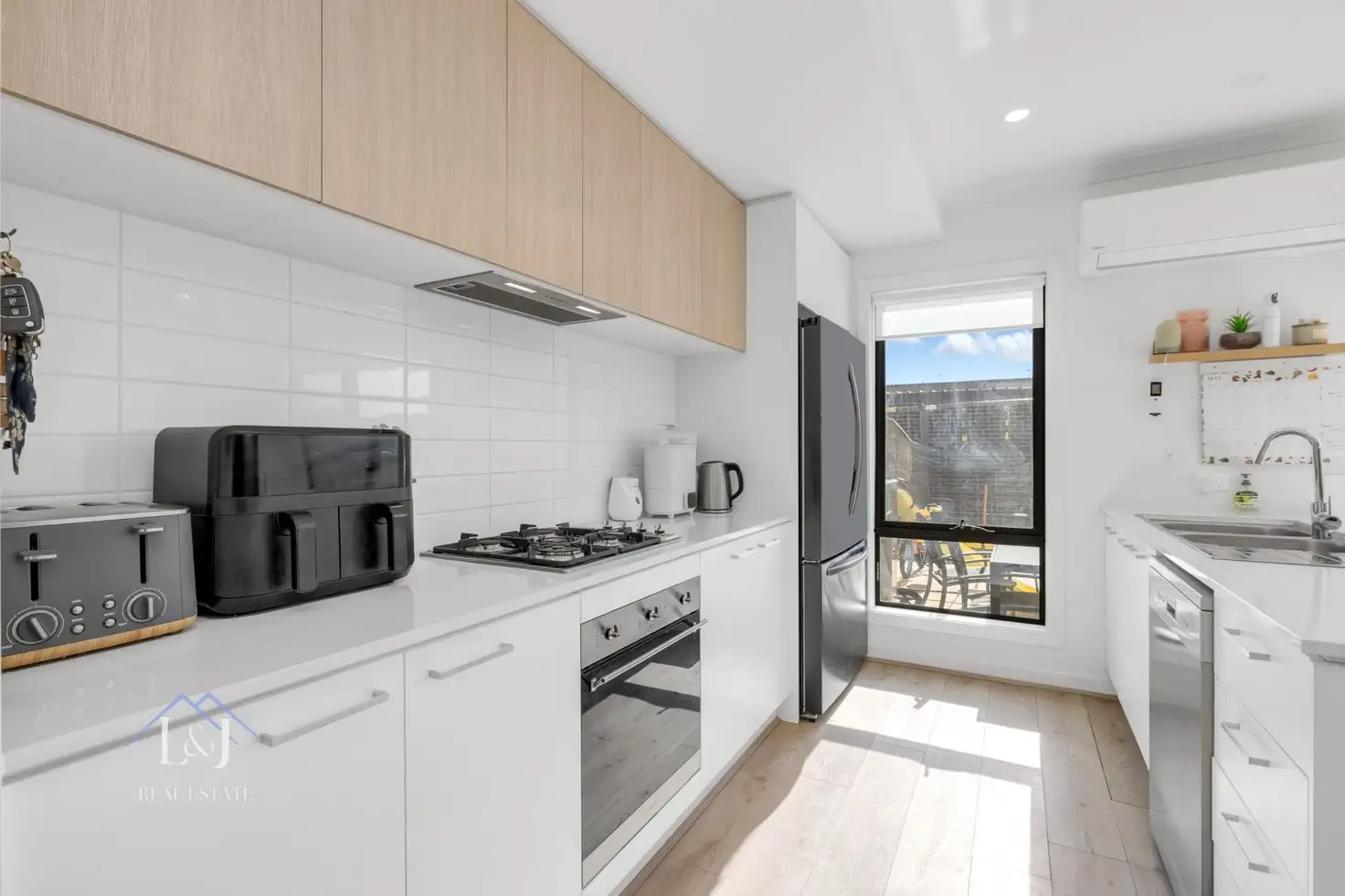 10 ALLUSIVE WALK, Narre Warren, South East Melbourne, 0 غرف, 0 حمامات, House