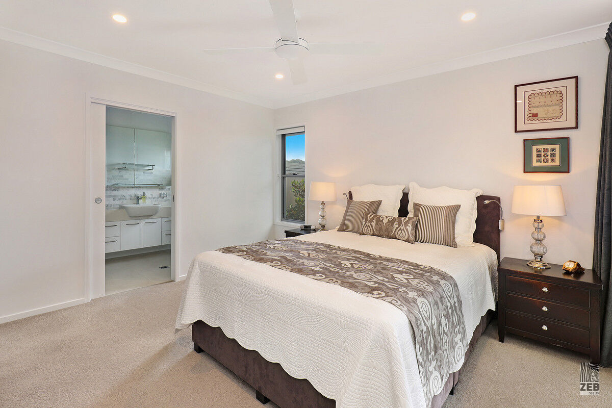HALCYON LAKESIDE VILLA 1 1 HALCYON WAY, Bli Bli, Sunshine Coast, 0部屋, 0バスルーム, House