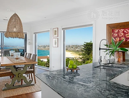 2 MOLONG ST, NORTH CURL CURL NSW 2099, 0 Kuwarto, 0 Banyo, House