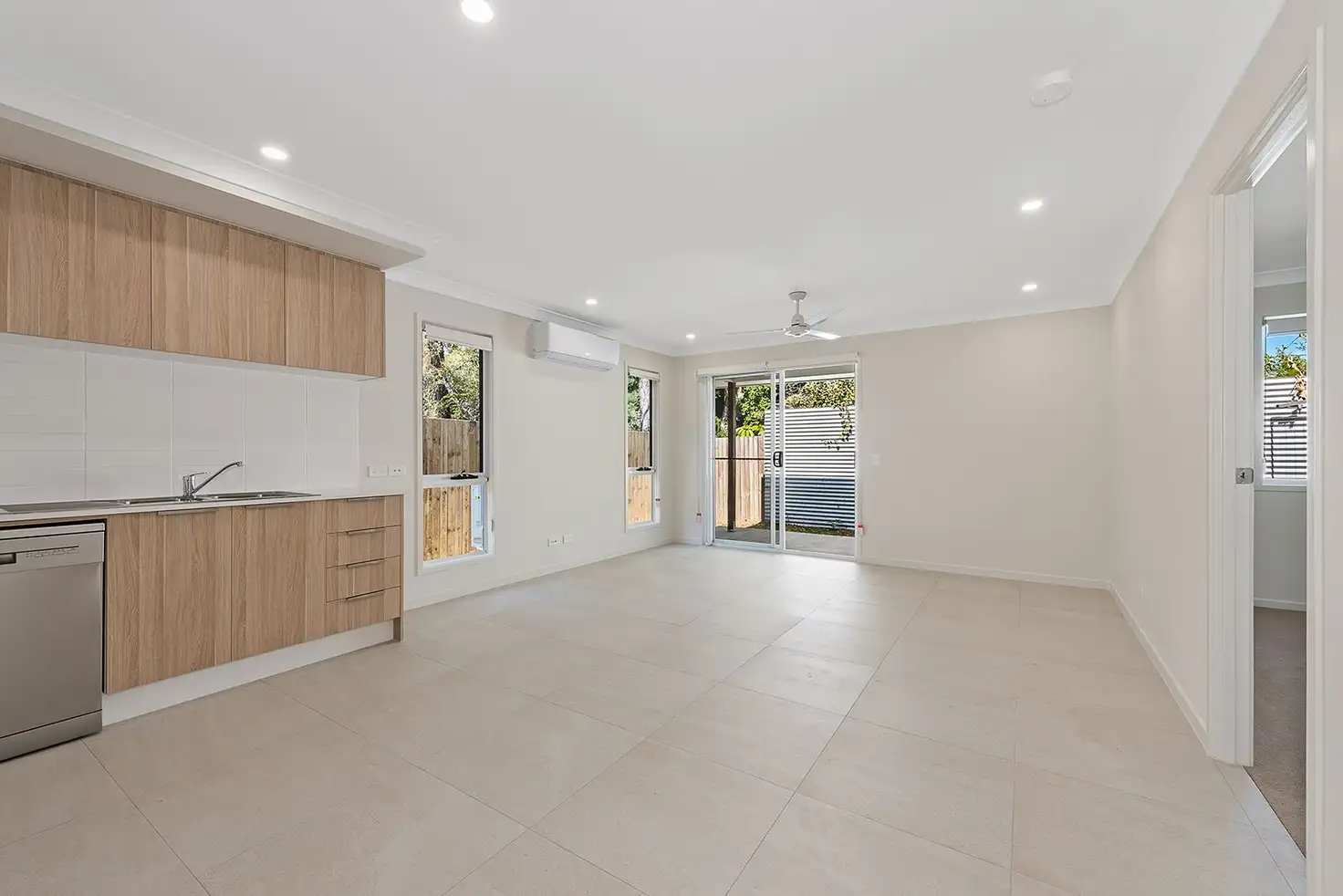 43 STATION RD, LOGANLEA QLD 4131, 0 chambres, 0 salles de bain, Apartment