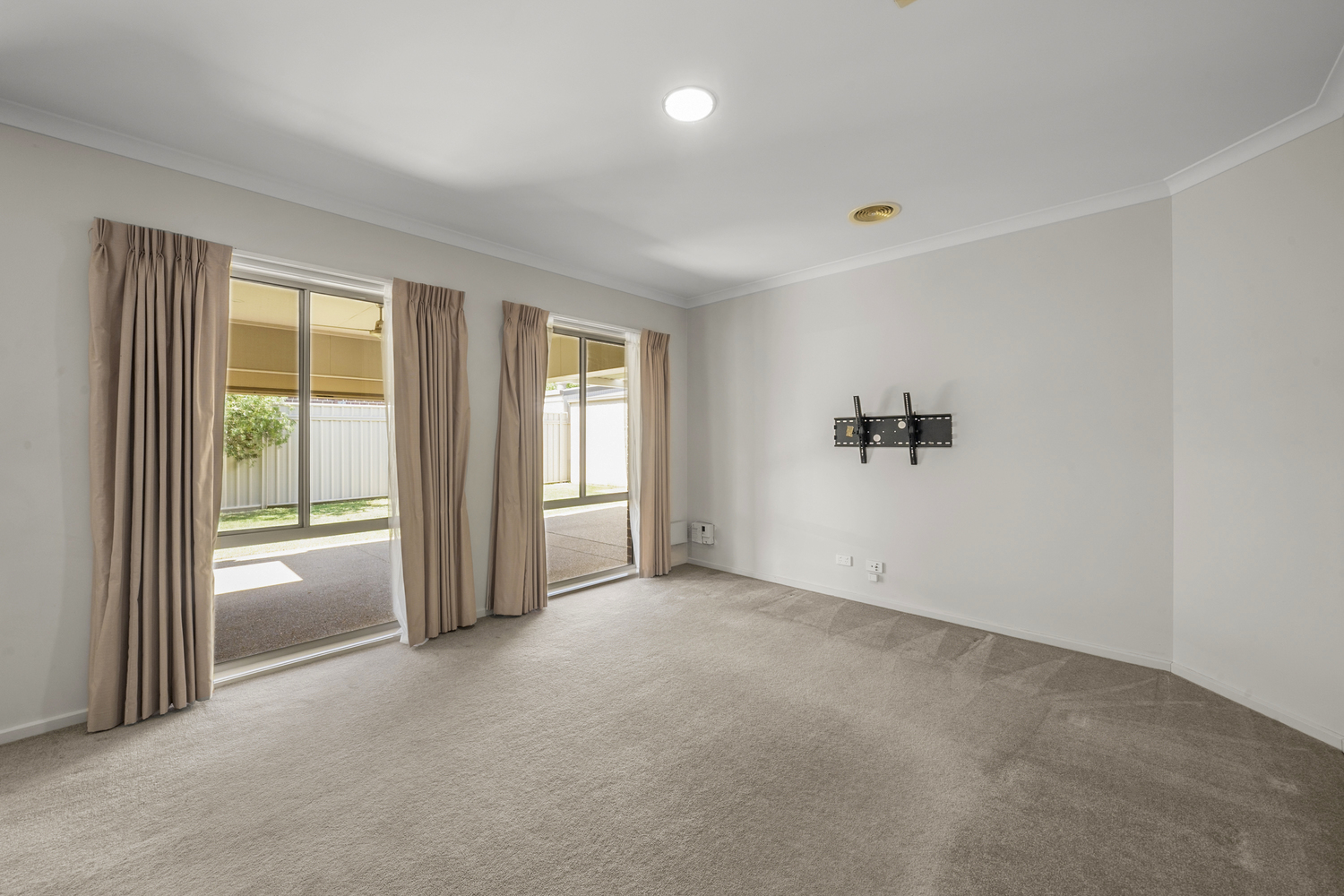 4 BENTLEIGH ST, Shepparton, Shepparton, 0部屋, 0バスルーム, House
