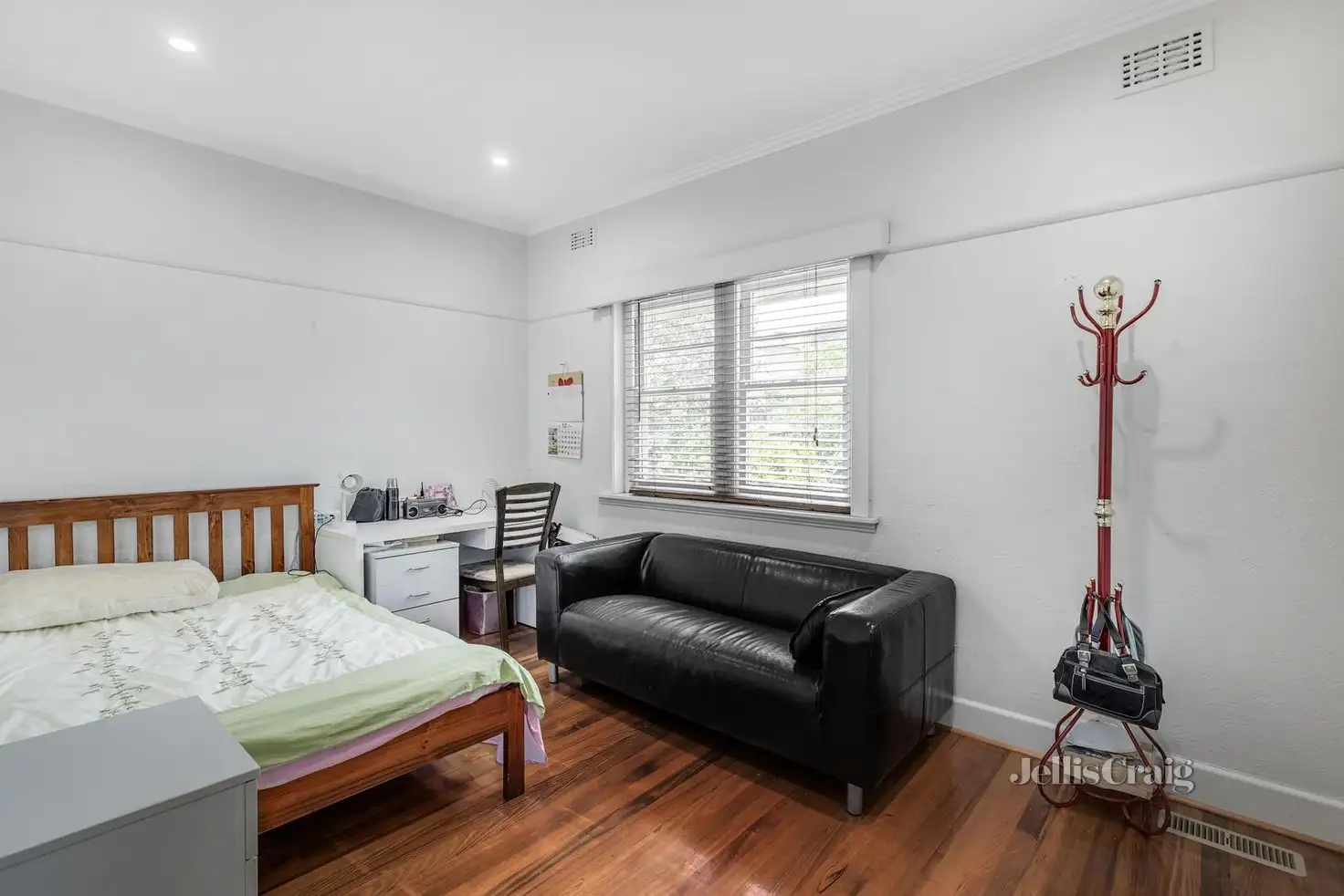 329 EAST BOUNDARY RD, BENTLEIGH EAST VIC 3165, 0 Kuwarto, 0 Banyo, House