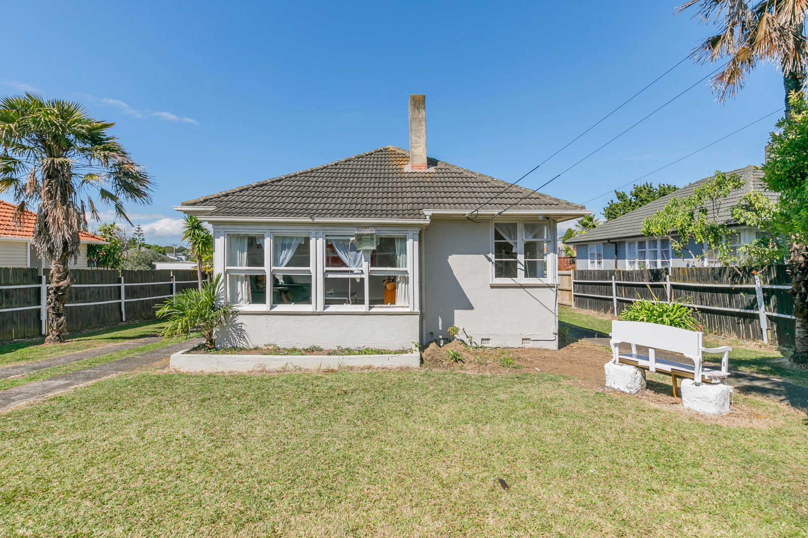 12 Chiltern Crescent, Glen Innes, Auckland City, 3 Bedrooms, 5 Bathrooms