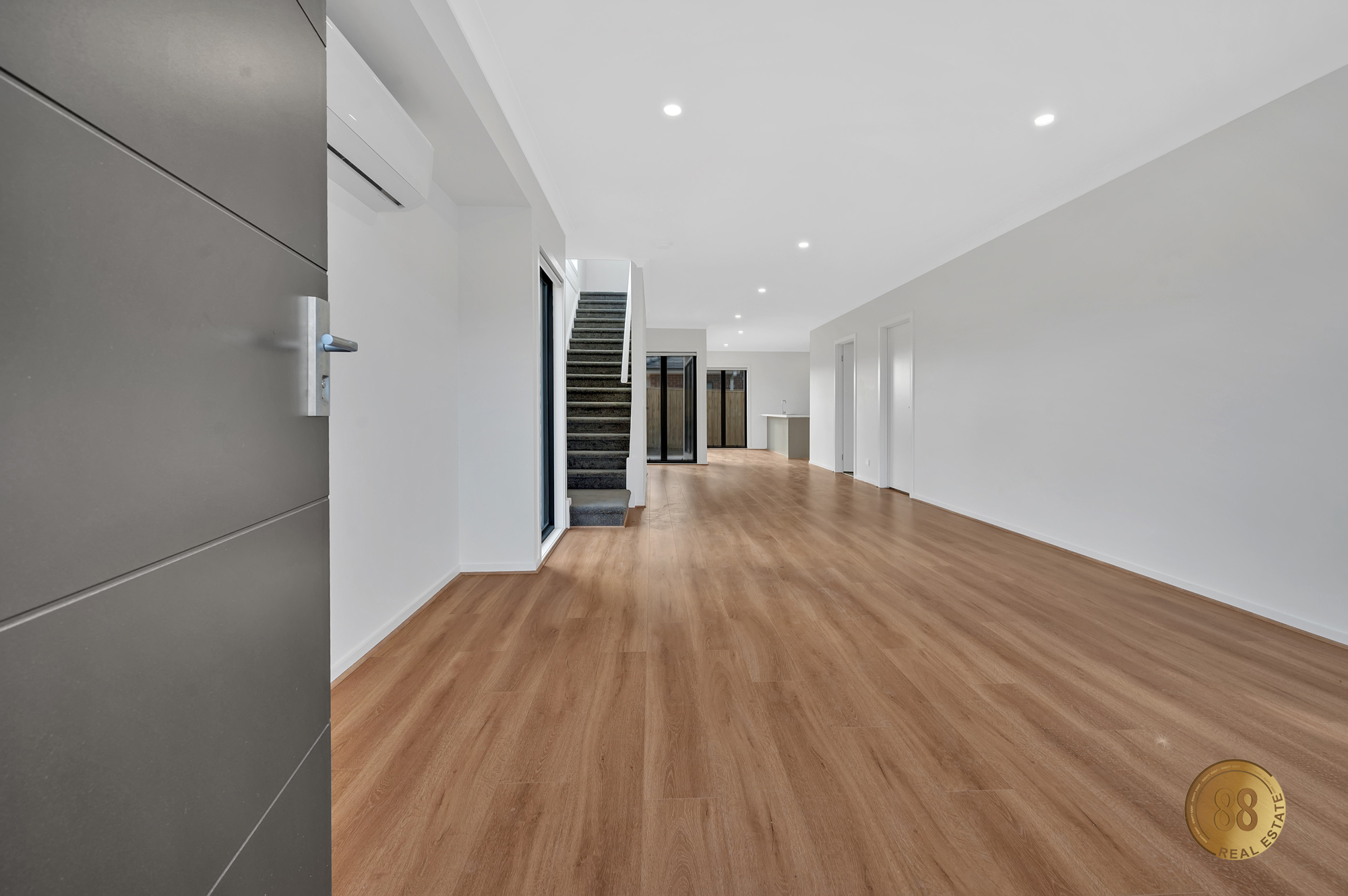 54 NUBEENA CR, Donnybrook, North Melbourne, 0房, 0浴, Townhouse