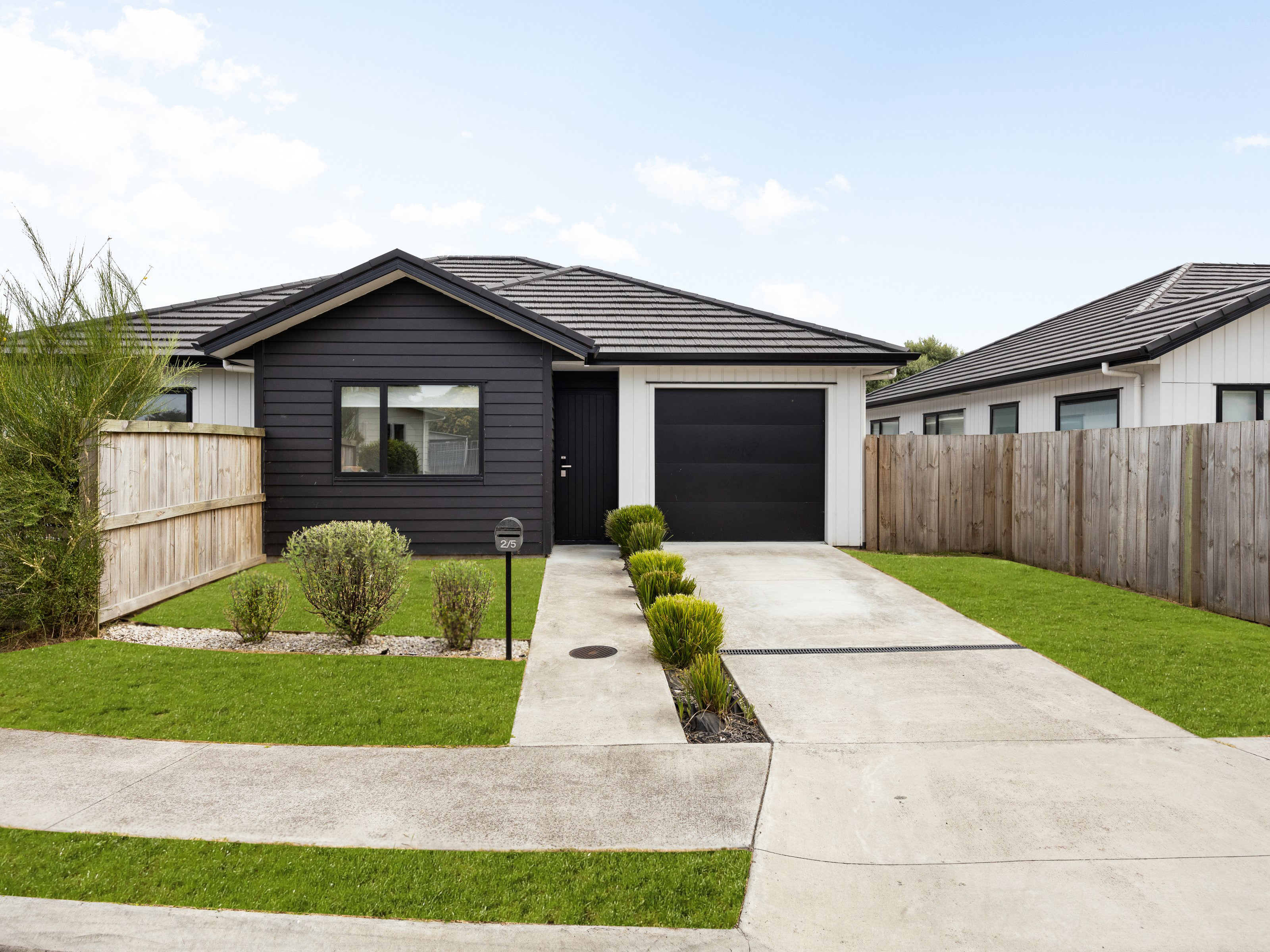 2/5 Camden Place, Pukete