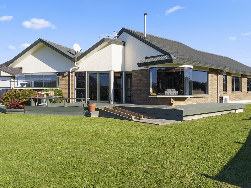 4 Jasmine Place, Fitzherbert, Palmerston North City, 3 chambres, 0 salles de bain