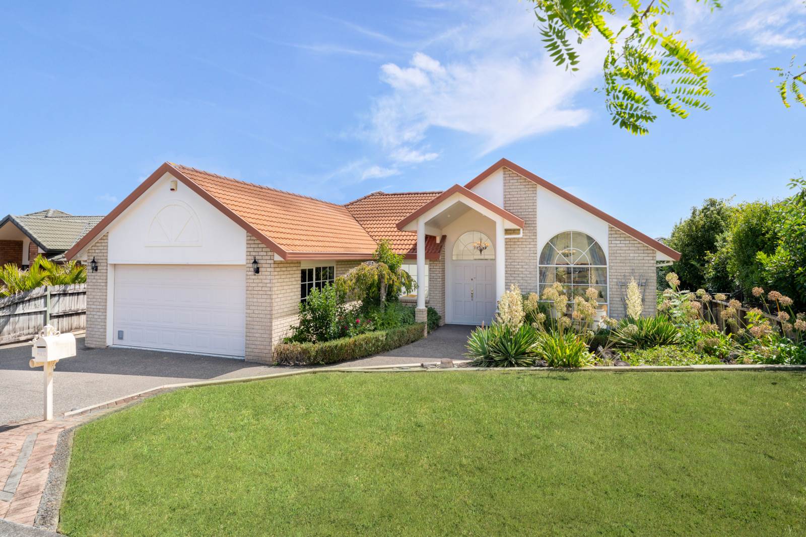 10 Limerick Place, Dannemora, Manukau City, 4部屋, 2バスルーム, House