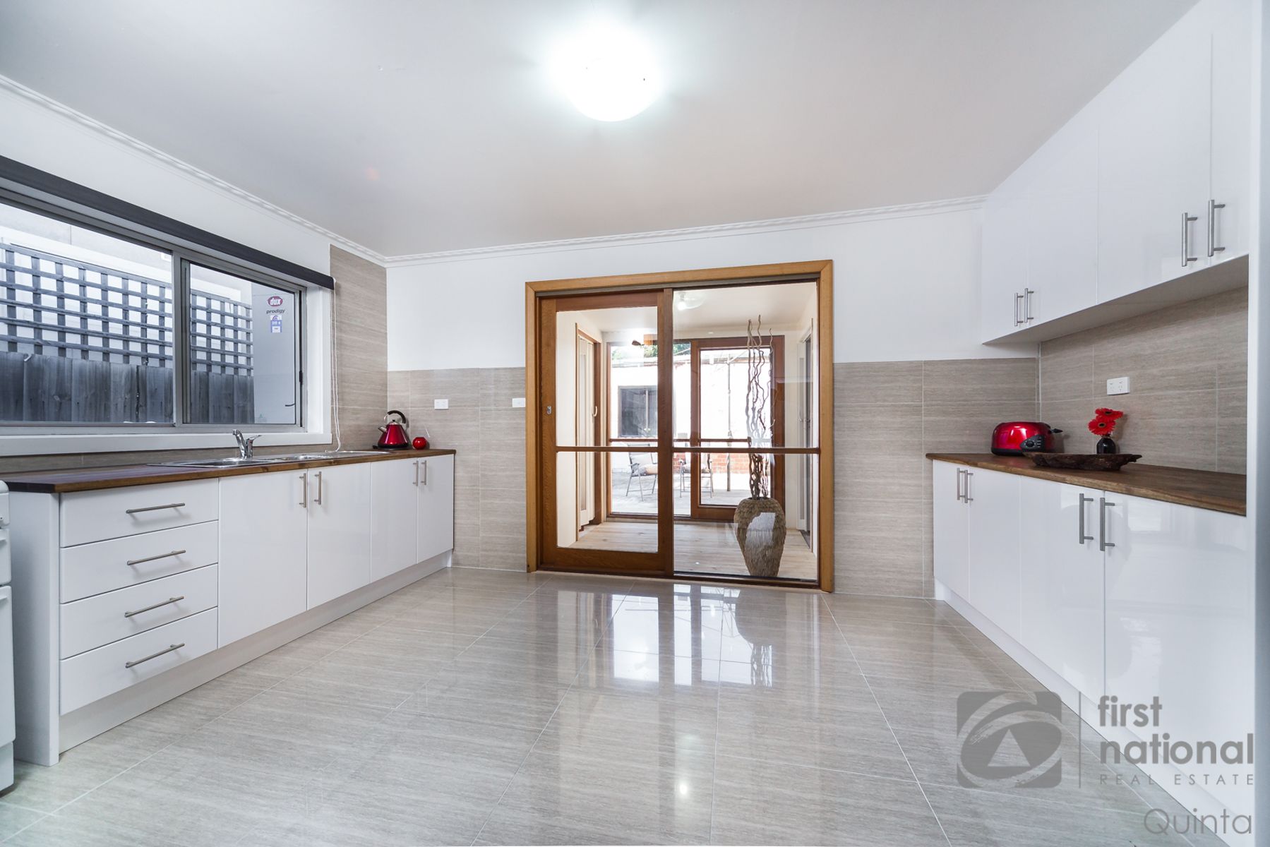 202 ALEXANDRA PDE EAST, Clifton Hill, Melbourne CBD, 0房, 0浴, House