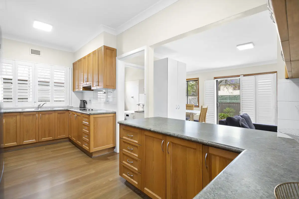 48 BRIAN ST, Merrylands West, Parramatta (Northwest suburbs), 0 कमरे, 0 बाथरूम, House