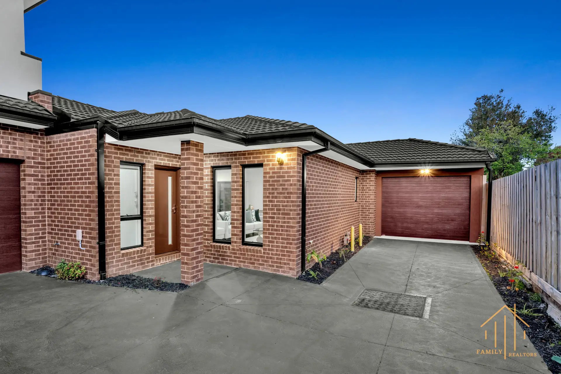 UNIT 2 27 PHILIP ST, Dandenong North, South East Melbourne, 0房, 0浴, House