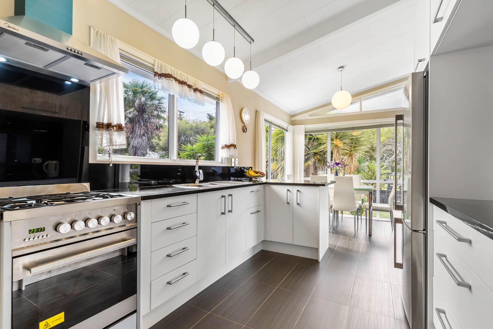 18 Pitcairn Place, Avondale, Auckland City, 5 ਕਮਰੇ, 2 ਬਾਥਰੂਮ, House