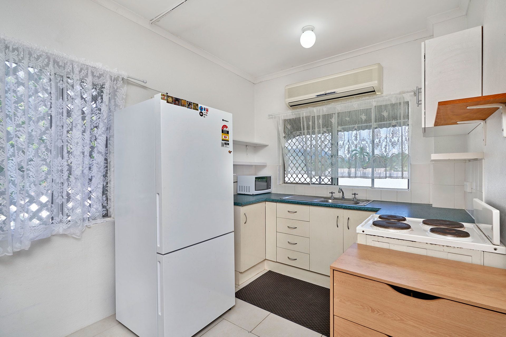 FESTIVAL COURT 346-348 MCCOOMBE ST, Mooroobool, Cairns, 0 Bedrooms, 0 Bathrooms, Unit