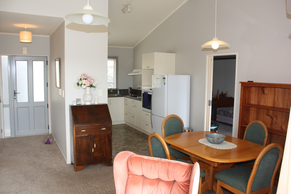 25f Violet Street, Raglan, Waikato, 2 غرف, 1 حمامات