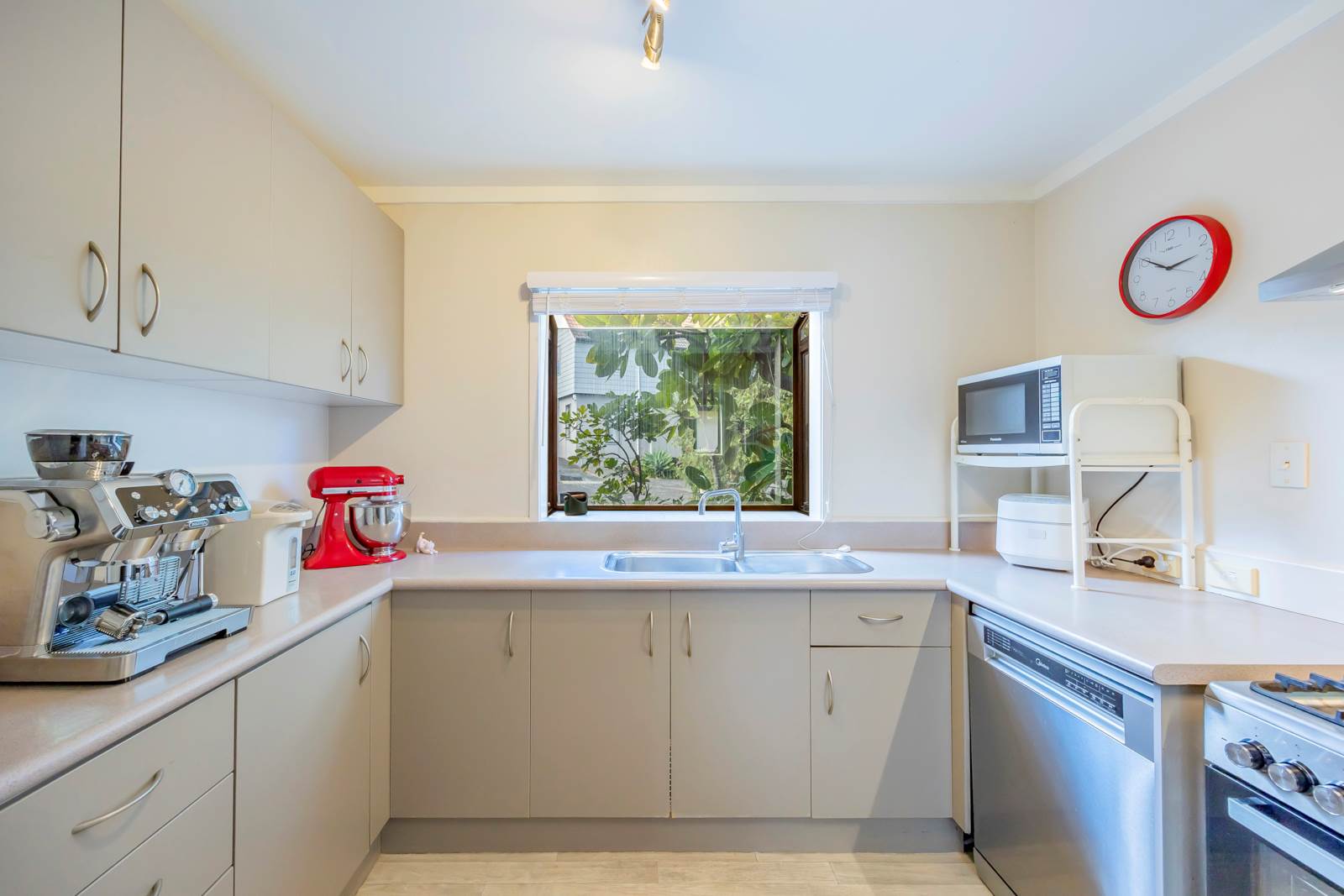 1/24 Tree View Avenue, Glenfield, North Shore City, 3房, 1浴, House