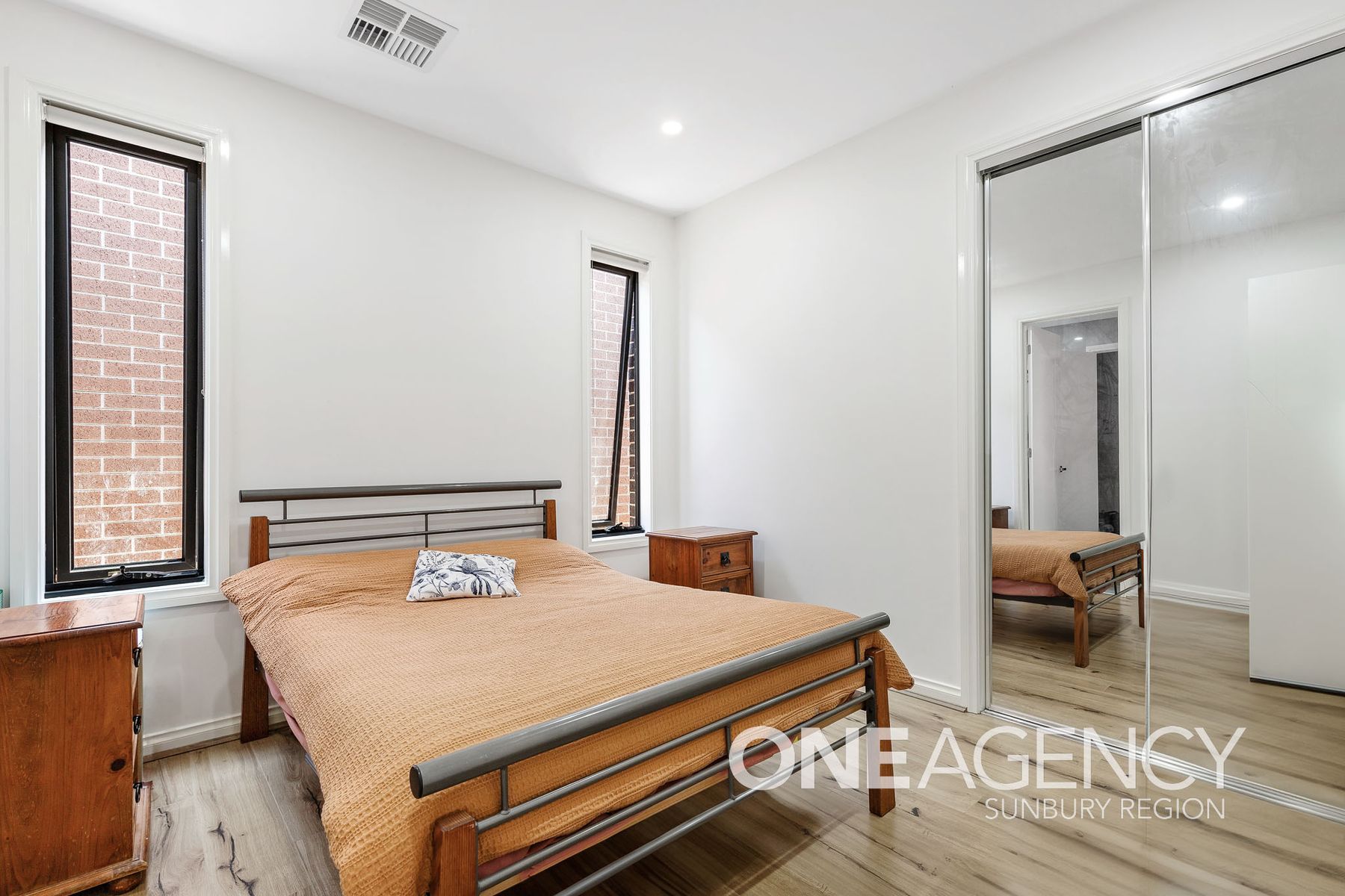 45 BALLET CR, SUNBURY VIC 3429, 0 Bedrooms, 0 Bathrooms, House