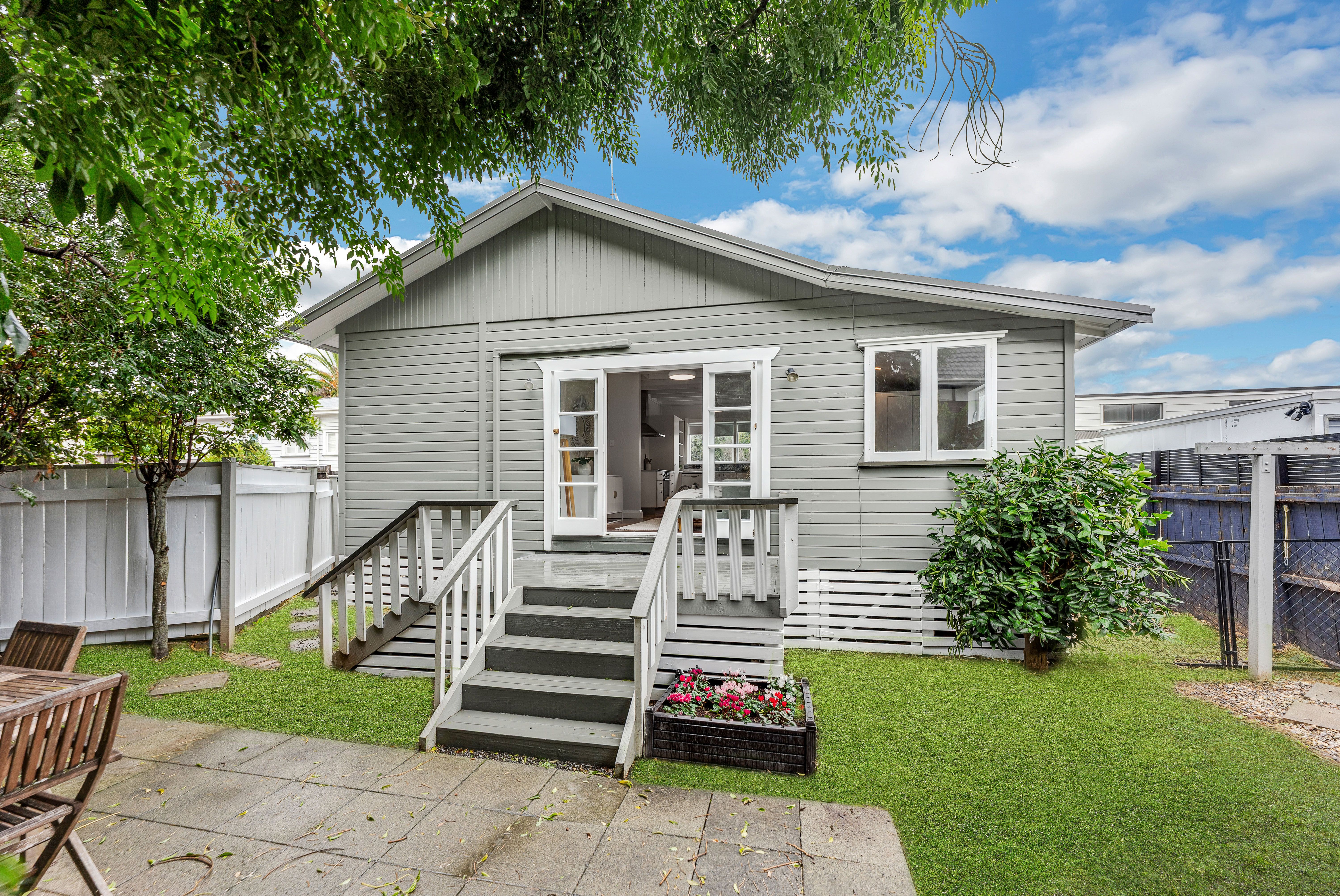 239a Mount Smart Road, Onehunga, Auckland, 3房, 1浴, House