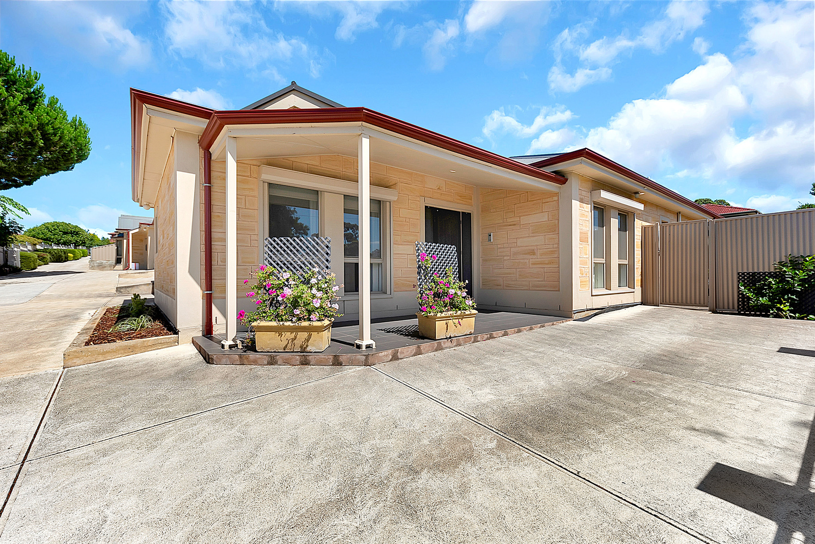 UNIT 1 70 LADYWOOD RD, Modbury North, Northern Adelaide, 0 chambres, 0 salles de bain, House