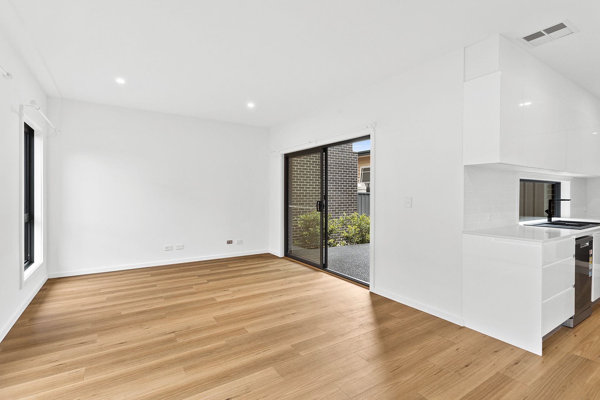UNIT 2 9 REID ST, Shellharbour, South Coast, 0 Schlafzimmer, 0 Badezimmer, House