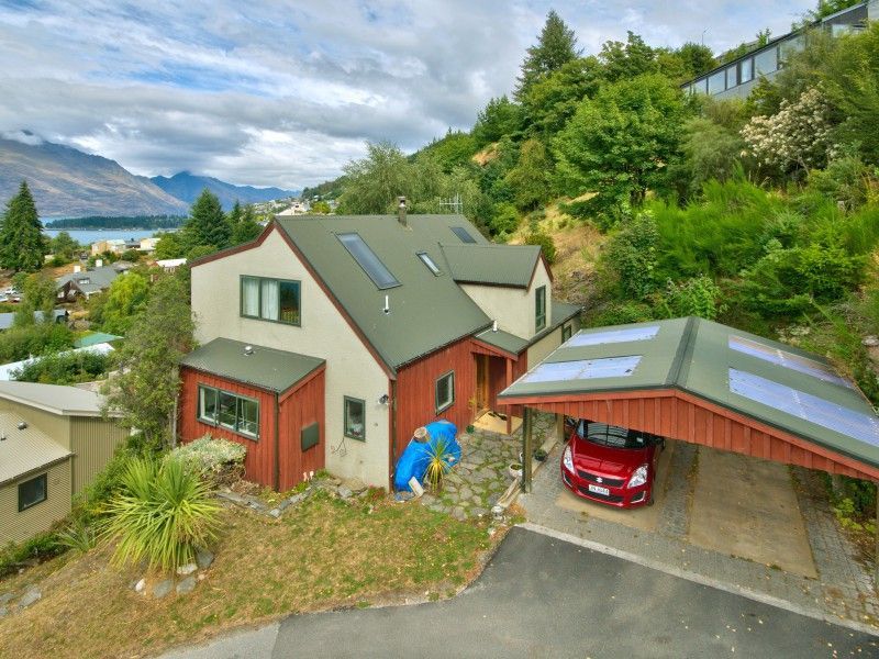 19b Woodbury Rise, Queenstown