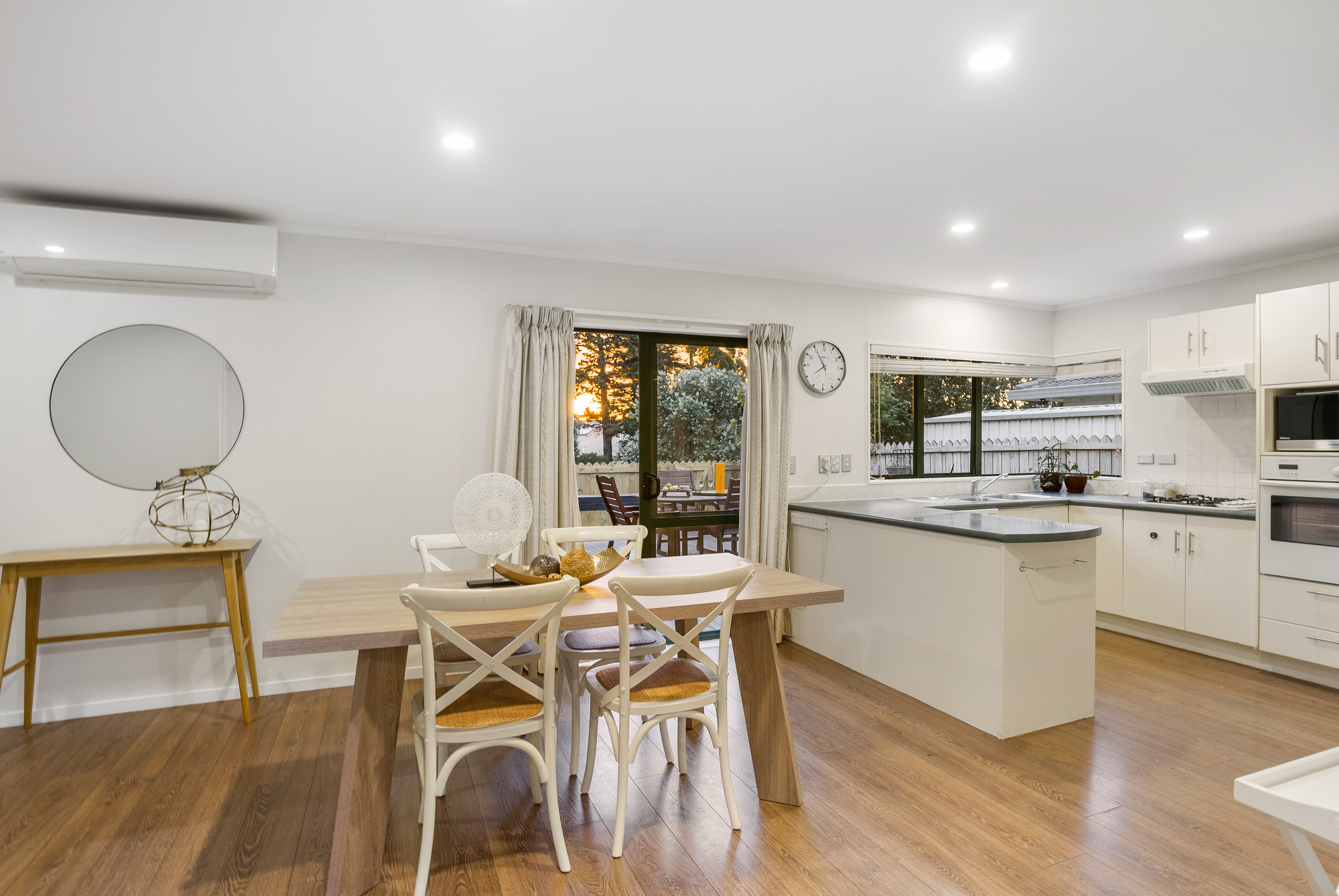 1/16 Fintona Place, Dannemora, Manukau City, 3 રૂમ, 0 બાથરૂમ